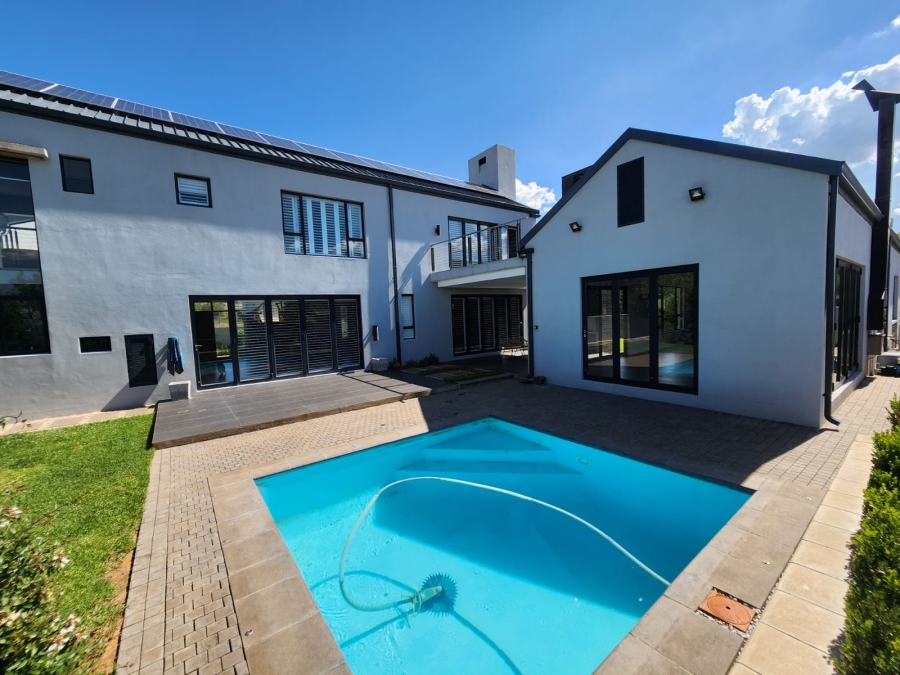 5 Bedroom Property for Sale in Somerton Estate Free State